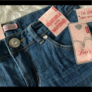 Brand new Girls Levi’s stretch flare leg jeans with glitter!